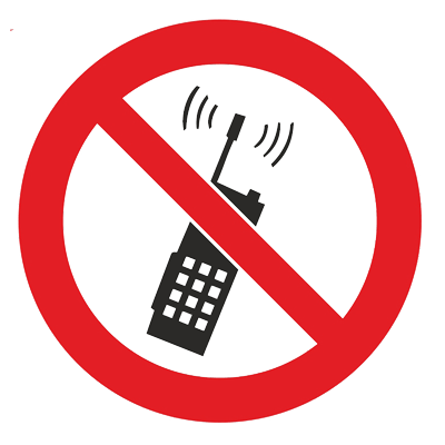 Product image for Знак – Запрещается пользоваться мобильным (сотовым) телефоном или переносной рацией Р-18